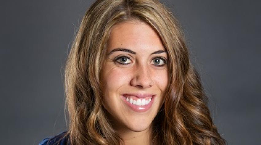 Nicole Barainca Smith Headshot
